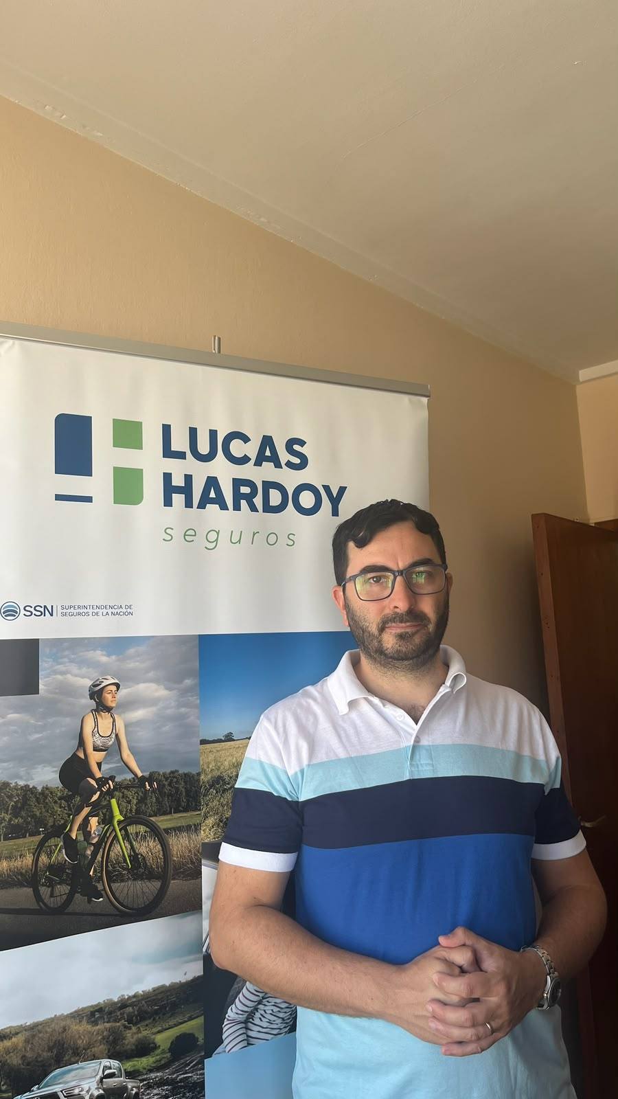 Lucas Hardoy, Productor Asesor de Seguros
